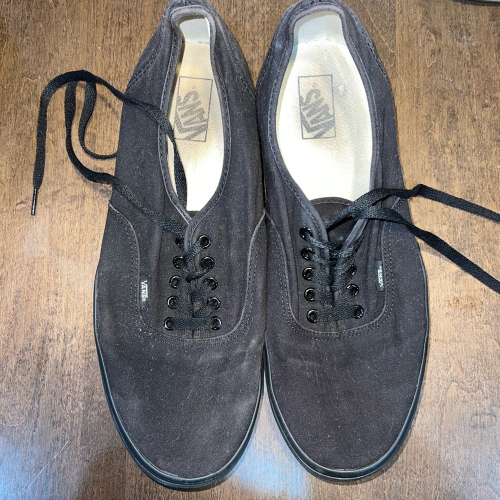 Vans authentic black size 14